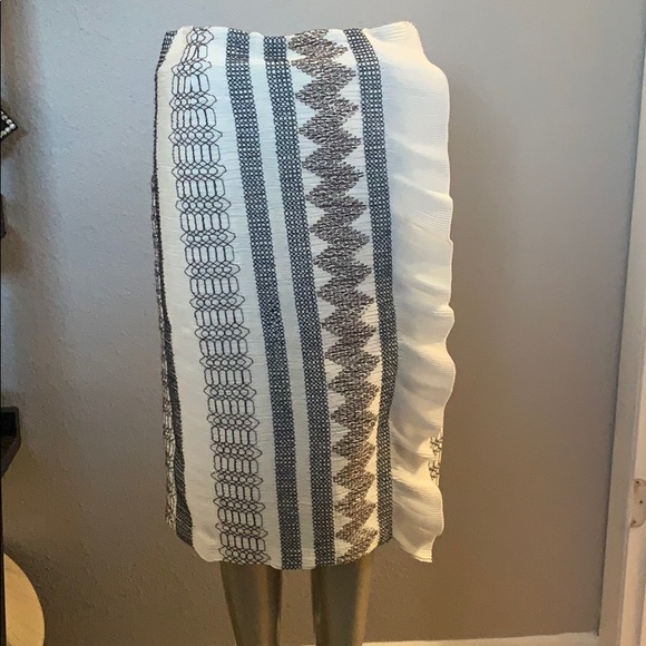 Tory Burch Dresses & Skirts - Tory Burch White Side Ruffle Midi Shirt NWT